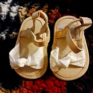 0-3 Months sandels